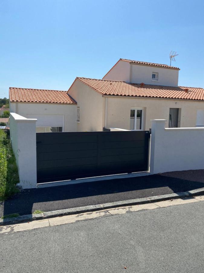 Bel Appartement Chez Particulier Calme Et Piscine Royan Buitenkant foto